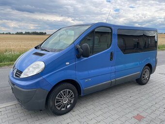 Renault Trafic Passenger 2,0dci 84 kw rok 2011 9.míst - 7