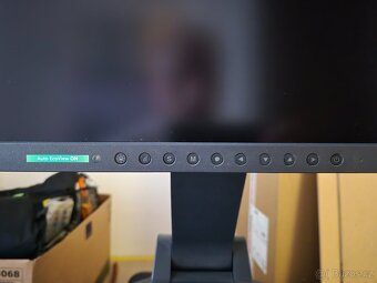 Fotografický monitor Eizo 2233W - 7