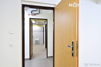 Pronájem komerční Obchodní prostory, 227㎡ - 7