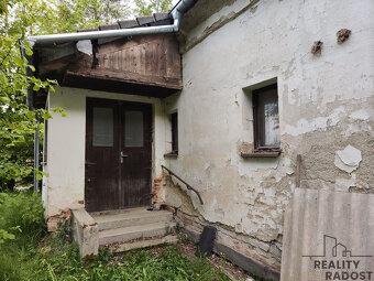 Prodej rodinného domu se stodolou u rybníka ve Vlkanově u Do - 7