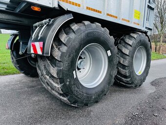 Velkoobjemový Traktorový návěs JASTECH - 7