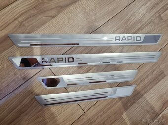 OCHRANNE LISTY NA PRAHY DVERI - 7