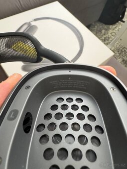Apple AirPods Max - 7