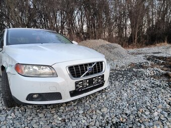 Volvo v 70 d5 awd - 7