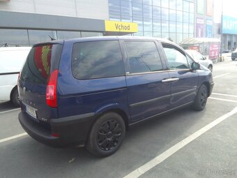 Peugeot 807 - 7