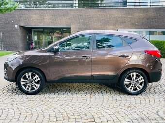 Hyundai ix35 2.0i 122KW MANUÁL KAMERA TAŽNÉ SERVISKA - 7