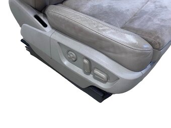 Sedačky šedá kůže alcantara Audi Q7 4L r.v. 2007 - 7