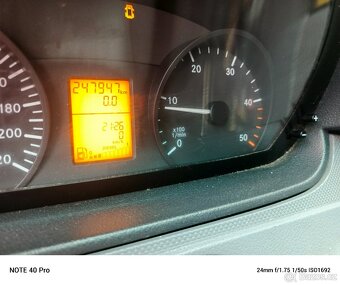 Mercedes Benz Vito - 7