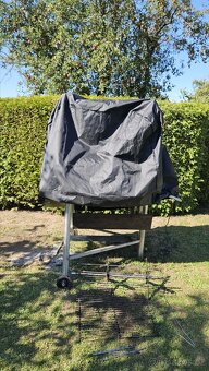 Nerezový gril na kýtu, kuře s motorem - 7