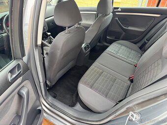 Volkswagen Golf 1.9TDI 77Kw Comfort - 7