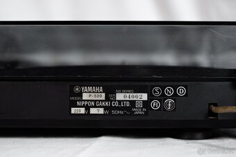 Gramofon YAMAHA - 7