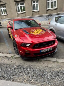 Prodám sveho mazlíka ford mustang 3.7 v6 2014 - 7