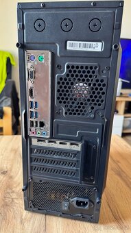 Herní PC + 29” UltraWide monitor LG – připraveno k použití - 7