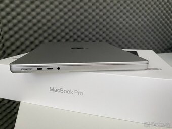 Apple MacBook Pro 14" M4 Pro 12× CPU 16× GPU, 24 GB, 512 GB - 7