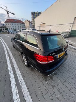 Mercedes e220 - 7