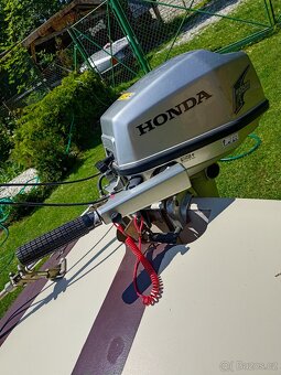 Nová loď s lodním motorem Honda 5HP dlouhá noha 4takt - 7
