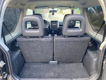 Suzuki Jimny 1.3 - 7