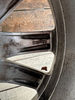 5x112 R17 215/50/R17 - 7