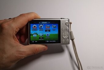 Samsung ST150F Stříbrný - 7