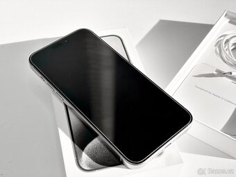 iPhone 15 Pro Max | 256GB, Stříbrný - 7