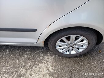Rezervace - Golf 5 plus, rok 2005, 298 081 km, benzín - 7