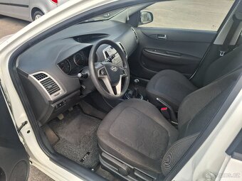 Hyundai i20 1.2i, r.11, 125000km-GARANCE, PĚKNÝ, KLIMA - 7