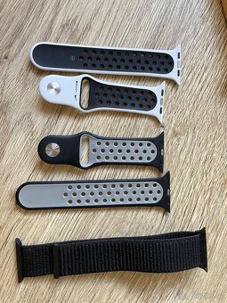 Apple Watch Series 7 Cellular 45mm - 7