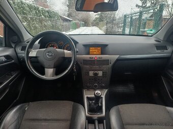 Benzínová Opel Astra 1.6 16V Twinport - 7