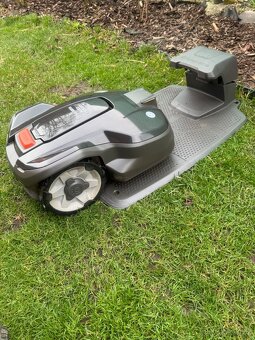 Robotická sekačka Husqvarna - 7