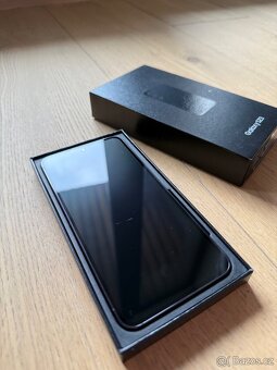 Samsung Galaxy S23 256GB černý - 7
