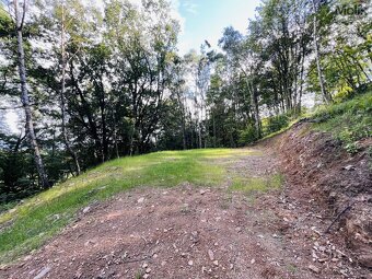 Prodej pozemku 1423 m2 - 7