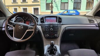 Opel insignia 2.0 TDCI 96kw TOP STAV - 7
