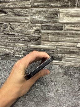 iPhone 16 Pro 128GB Black Titanium - 7