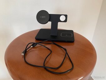 Bezdrátová nabíjecí stanice FIXED - 7