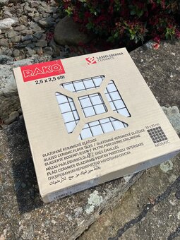 Zbytky stavebního materiálu (obklady) - 7