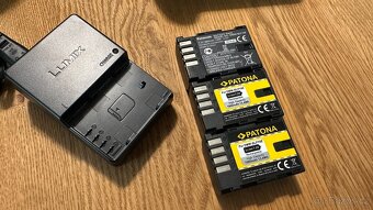 Panasonic Lumix GH5 - objektivy - SmallRig - baterie - 7