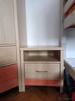 Dětský pokoj nábytek, dvě barevné sestavy - 7