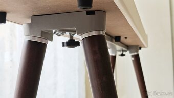 PIANO KORG D1 + nohy Korg ST-WL masivní dub + bedny 2xYamaha - 7