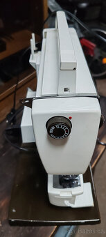Vintage šicí stoj HUSQVARNA - 7