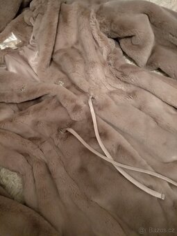 kabát kožíšek-NOVÝ-vel 40 - 42 - 7