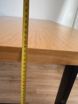 Jídelní stůl - 7