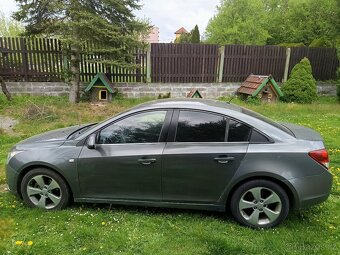 Chevrolet Cruze 2.0 - 7