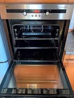 vestavná trouba AEG, hodiny, 220V - 7