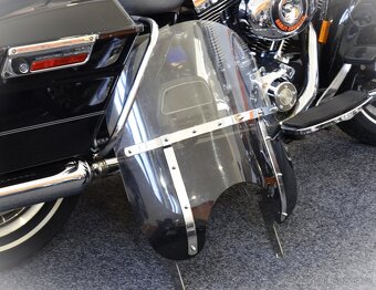 Harley Davidson FLHRI Road King Classic - 7