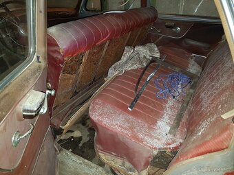 Mercedes W105-219 - 7