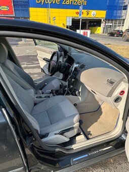 Volvo v50 - 7