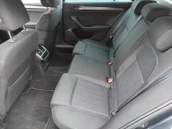Škoda Superb III DSG STYLE MATRIX NAVI SENZORY TAŽNÉ - 7
