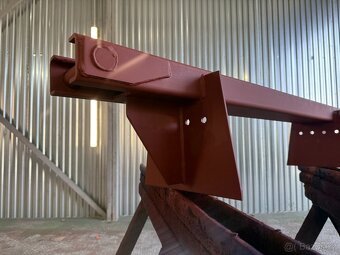 Přestavby tahačů na nosiče nástaveb s možností tažení návěsů - 7