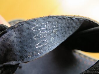 Sandály a další dět. boty vel. 32,33,34,36,40,cena od 79,-Kč - 7