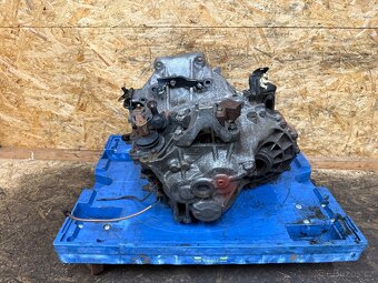 MANUÁLNÍ 6Q PŘEVODOVKA MAZDA 5 2.0D 105KW RFJ7 - 7